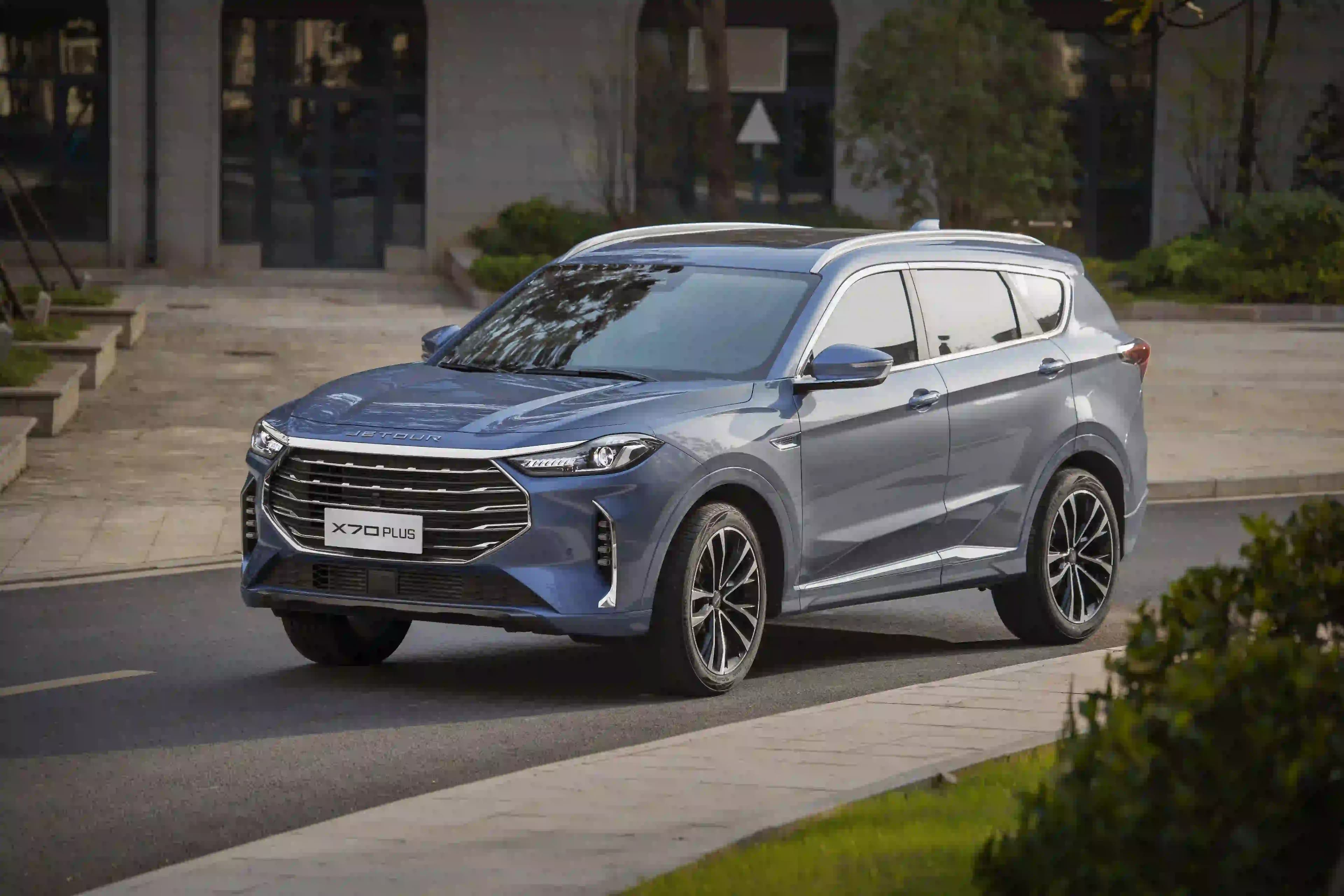 JETOUR X70 PLUS Hero 4